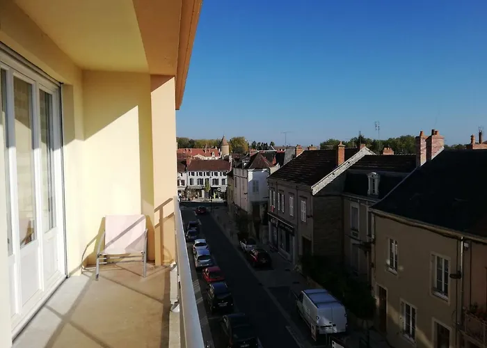 Joli F1 Au Coeur De Paray